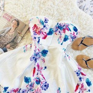 White Pink Blue Floral SweetHeart Fit Flare Cocktail Prom Dress US Medium